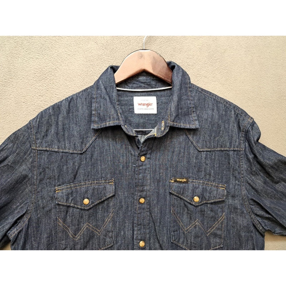 Wrangler Western Blue Denim Dark Wash Indigo Pearl Snap Shirt Men’s Size Medium - Picture 3 of 8